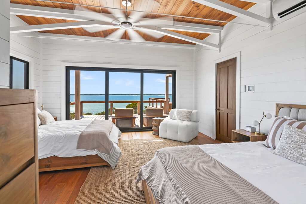 Luxury Villa Bedroom Design